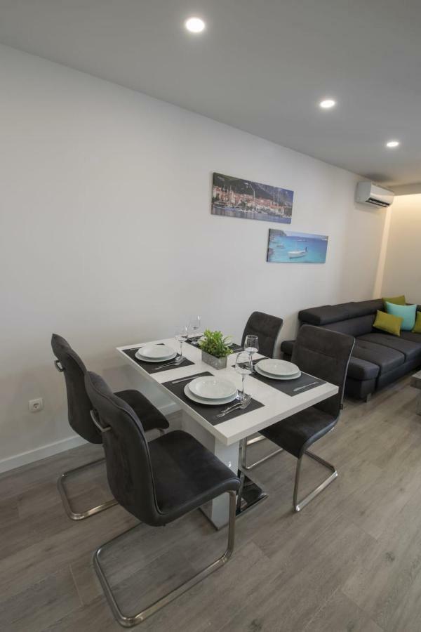 Lux Apartman Antonija Makarska Exterior photo